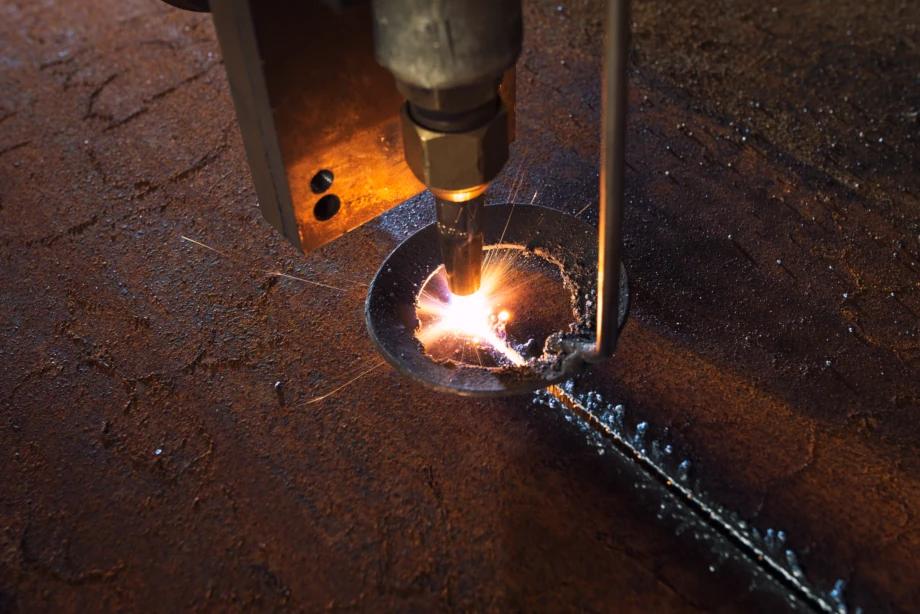 Laserschneiden und Brennschneiden